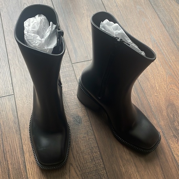 INC boots woman black zipper EVERETT ZIPPER OUTDOOR RAIN heeled BOOT New Size 10 - Picture 7 of 7